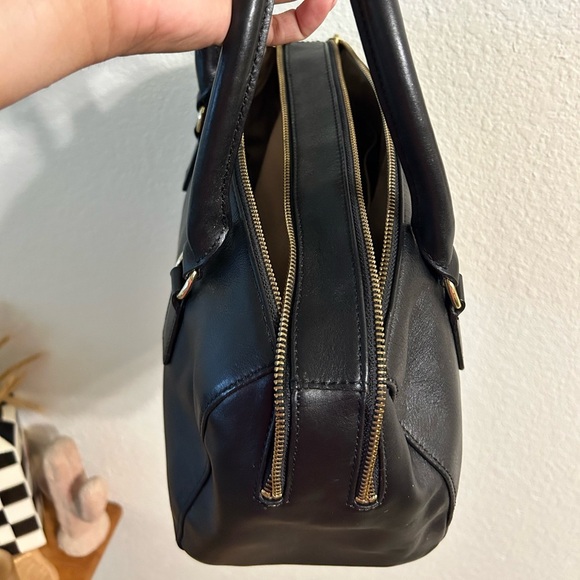 Black handbag - Picture 3 of 4